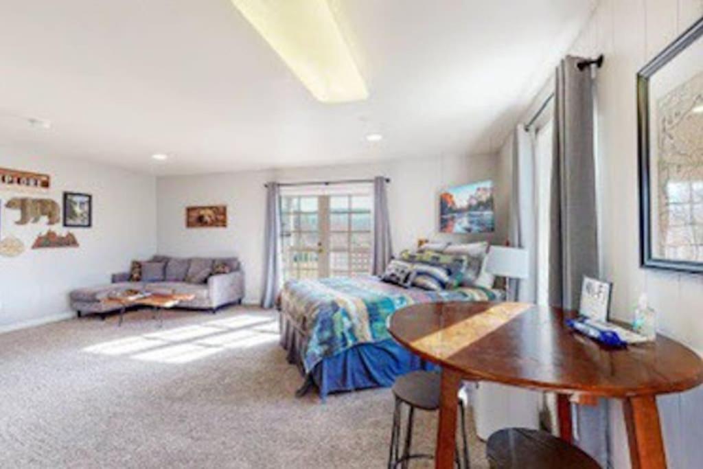 Couples Hideout In Heart Of Oakhurst Exteriér fotografie